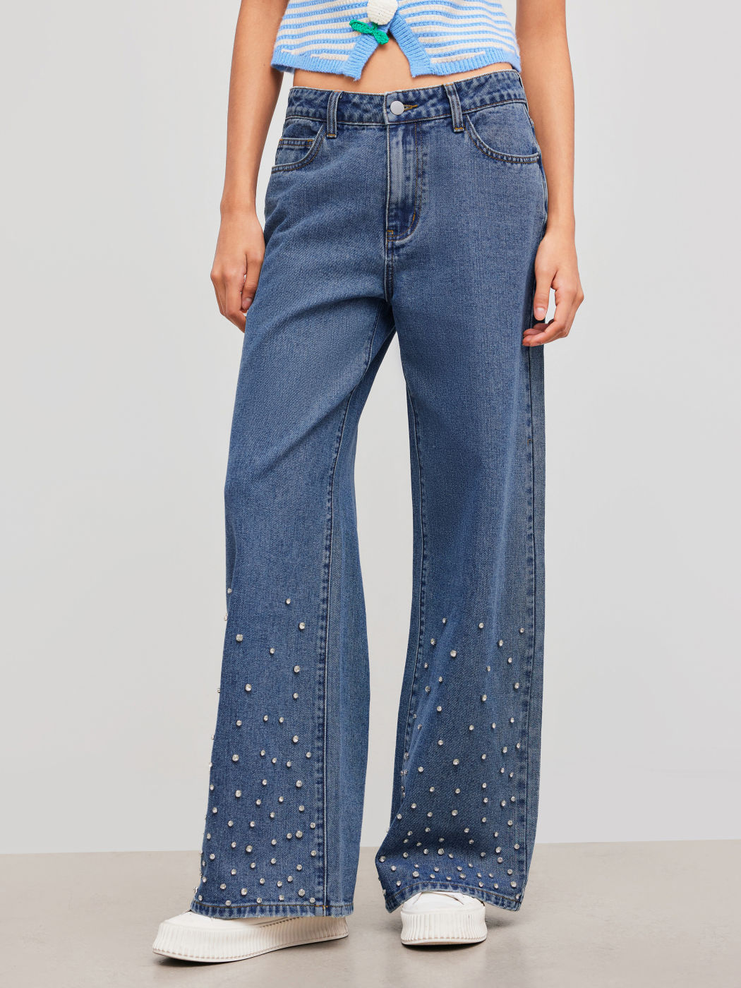 Cider Denim Mid Rise Rhinestone Detail Solid Pocket Jeans