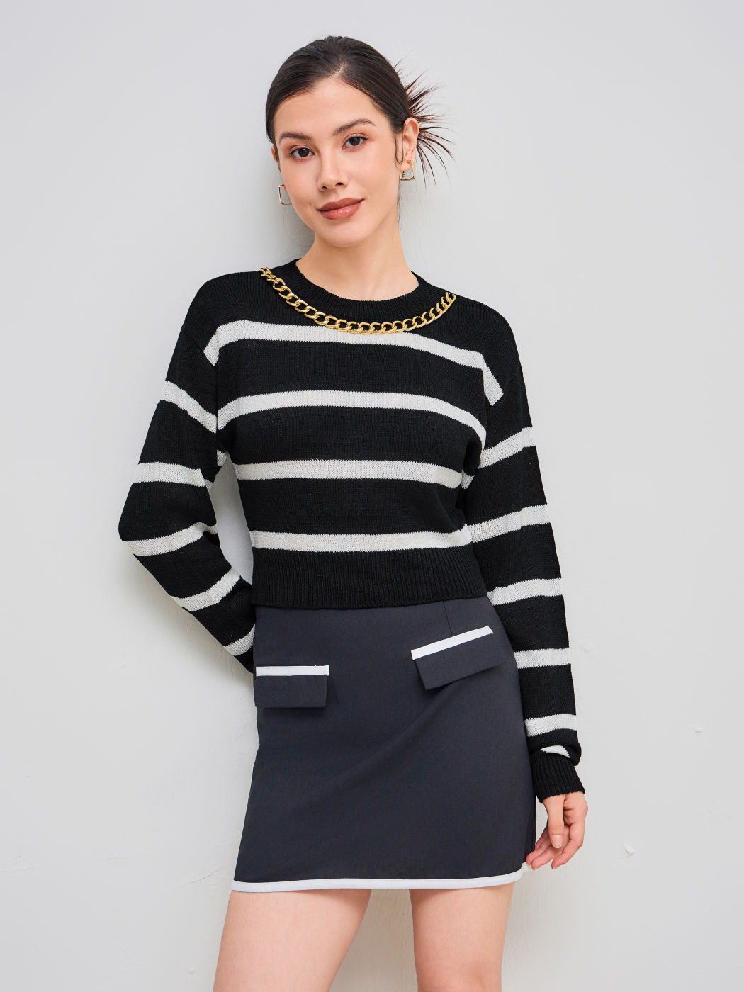 Knit Round Neckline Striped Chain Detail Crop Sweater
