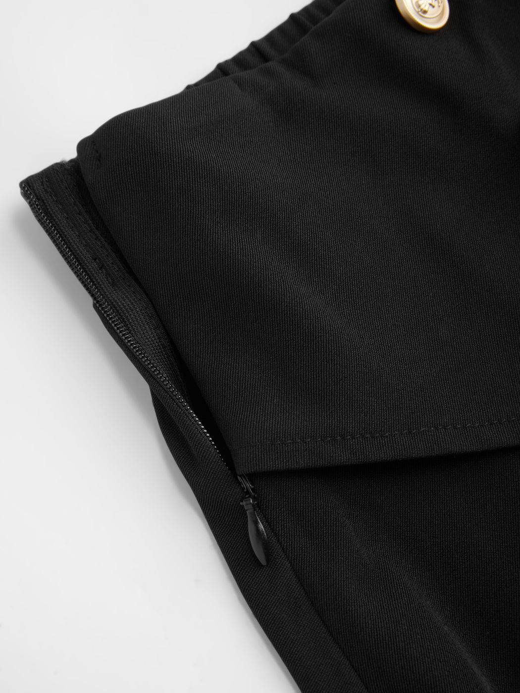 Mid Rise Solid Button Pleated Mini Skirt