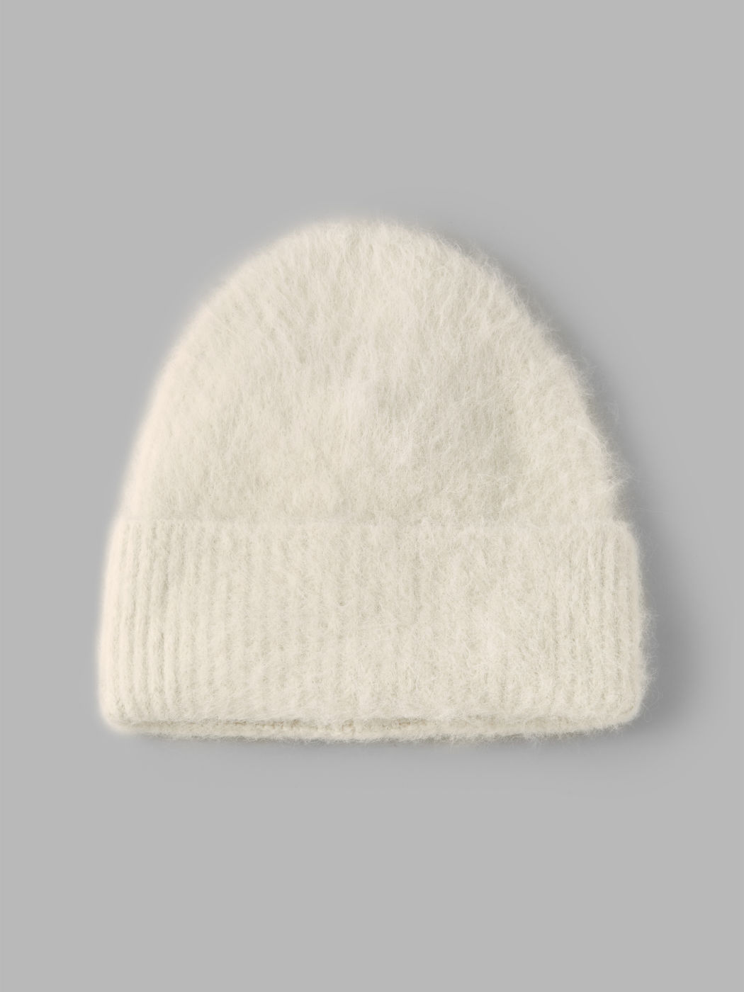 FUZZY KNITTED BEANIE HAT