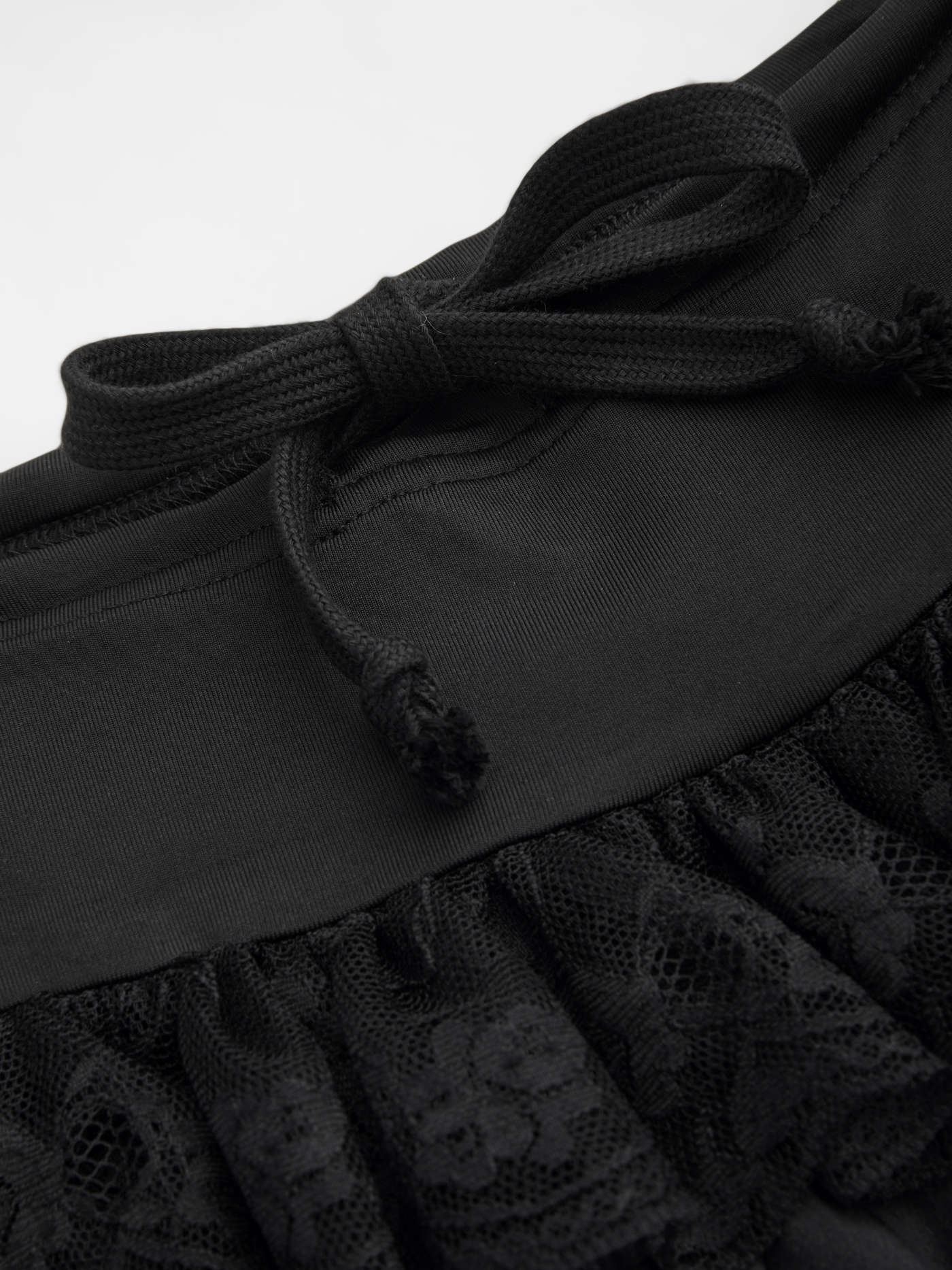 Strawberry Milk Knit Fabric Lace Woven Elastic Waist Knotted Lace Layered Mini Skirt For School Date