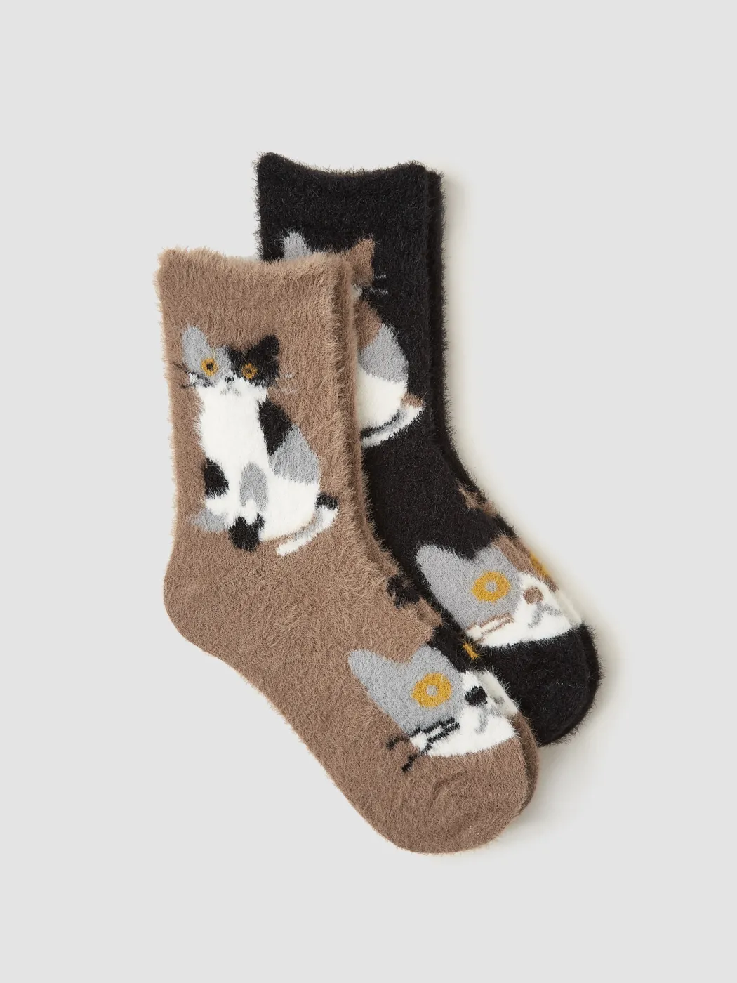 2 PAIRS CAT FUZZY SOCKS