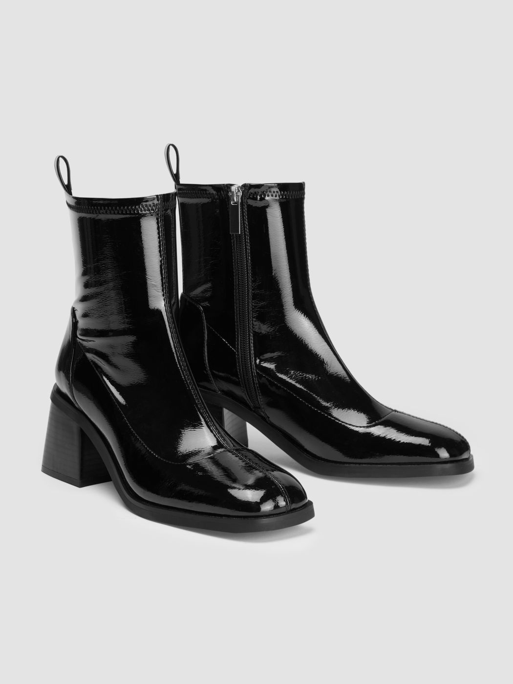 CHUNKY HEEL ANKLE BOOTS