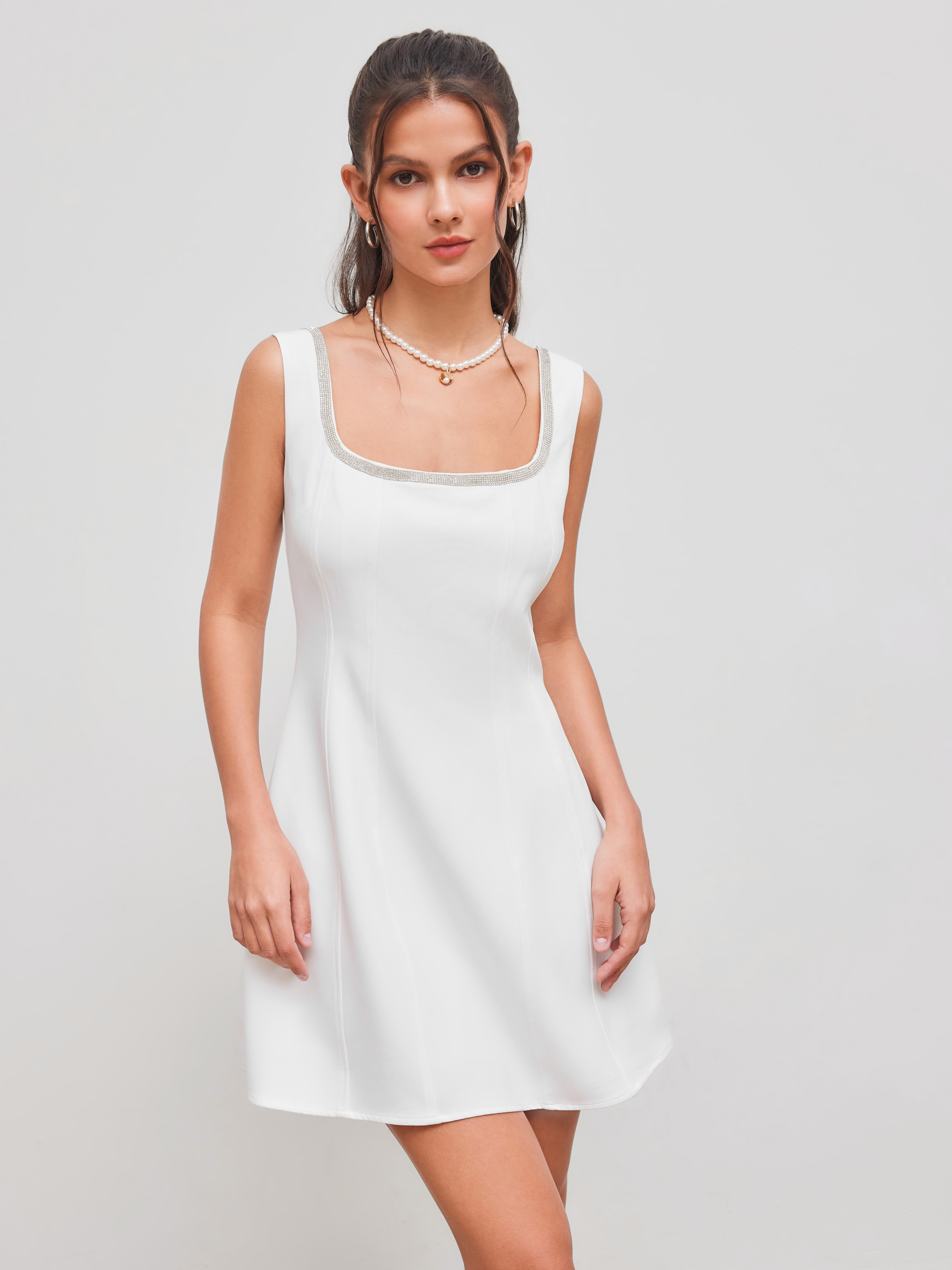 Woven Scoop Neckline Solid Rhinestone Zipper Mini Dress For