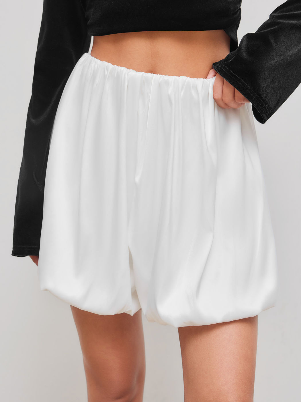 Satin Mid Rise Solid Elastic Waist Bubble Hem Mini Skirt