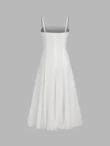 Maxikleid mit einstellbaren Riemen und Blasenabschluss