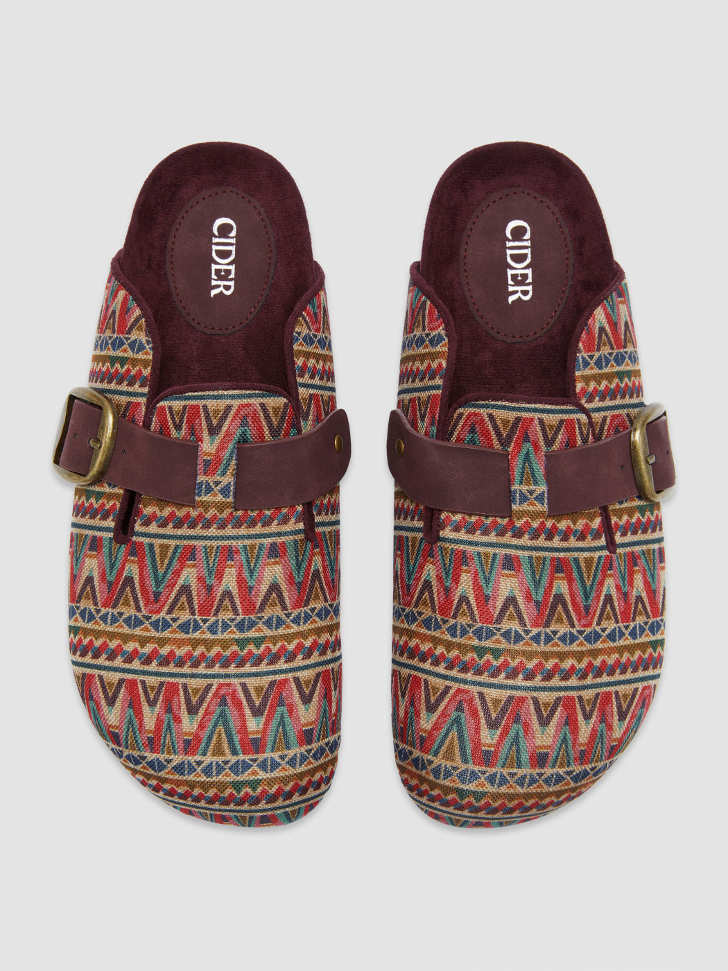 Gestreifte Schnallen-Mule-Flats