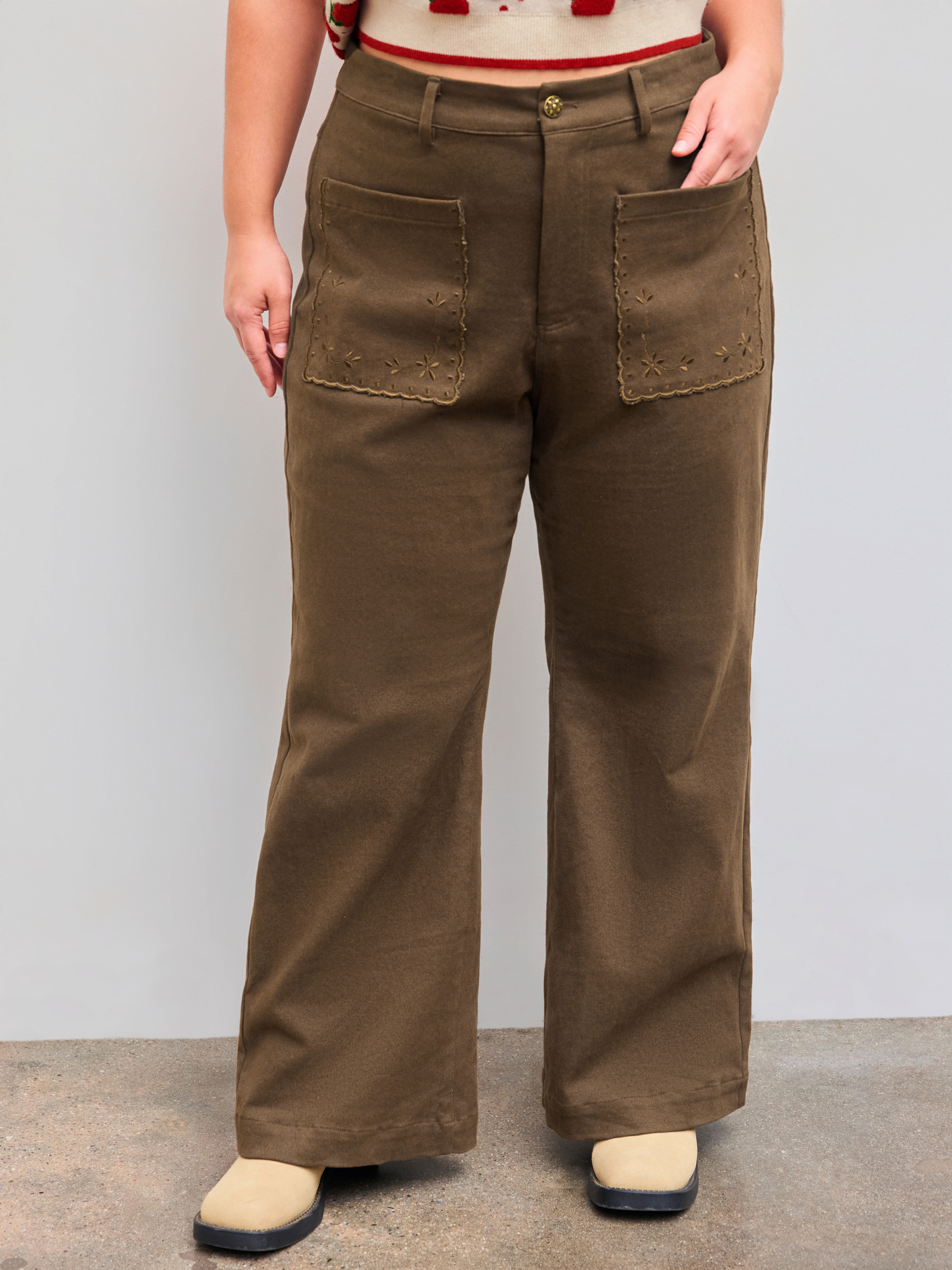 Cotton-blend Mid Rise Solid Pocket Flared Trousers Curve & Plus
