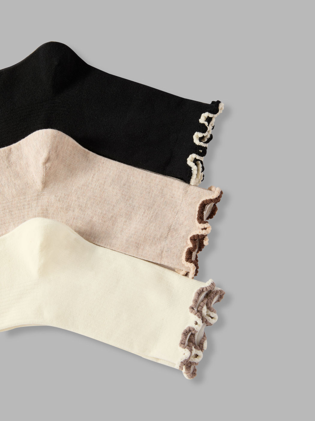 3 Paar Rüschensaum Crew Socken