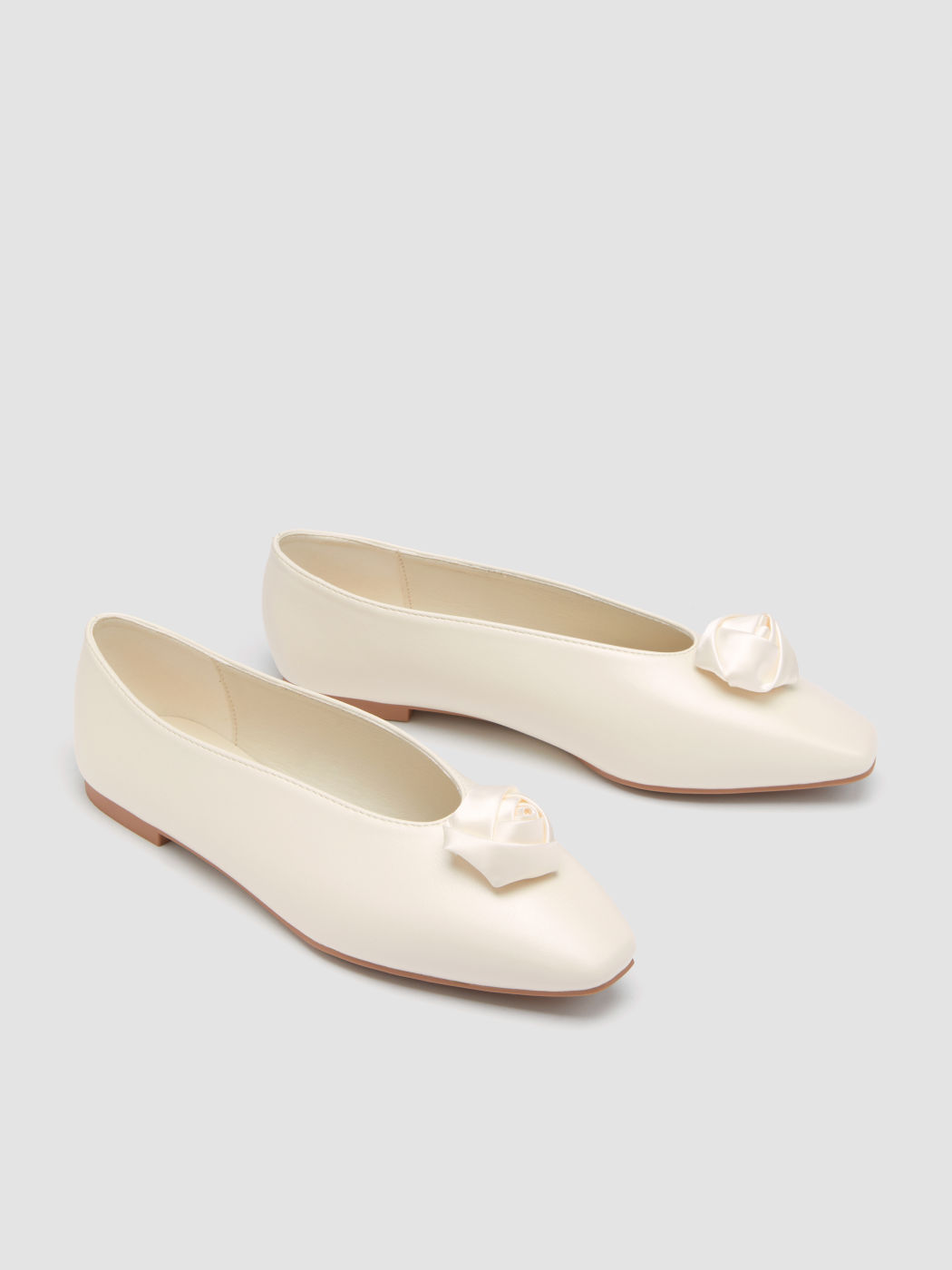 ROSE DECOR FLATS