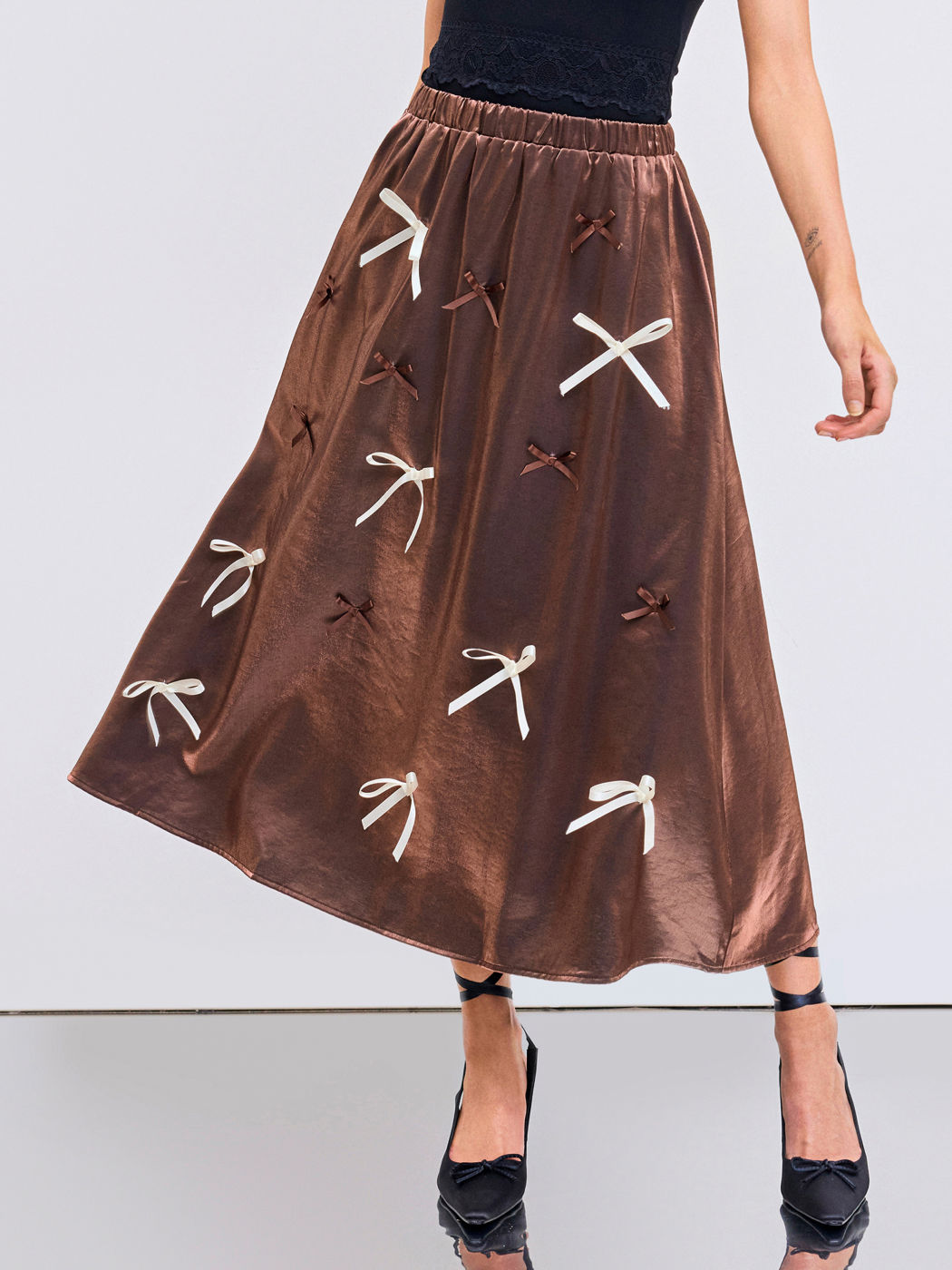 Mid Rise Solid Bowknot Midi Skirt