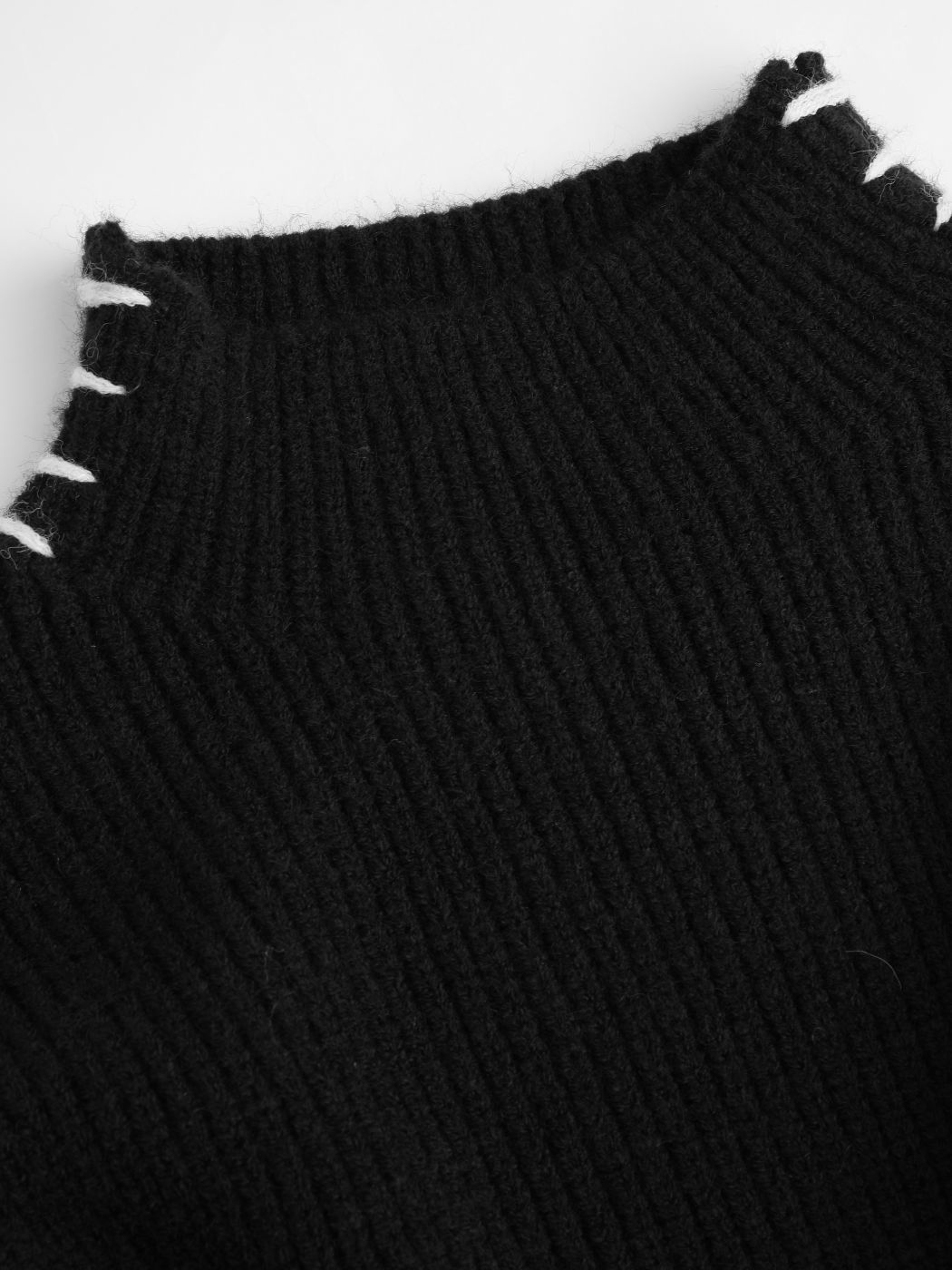 Knit Round Neckline Solid Stitch Long Sleeve Top