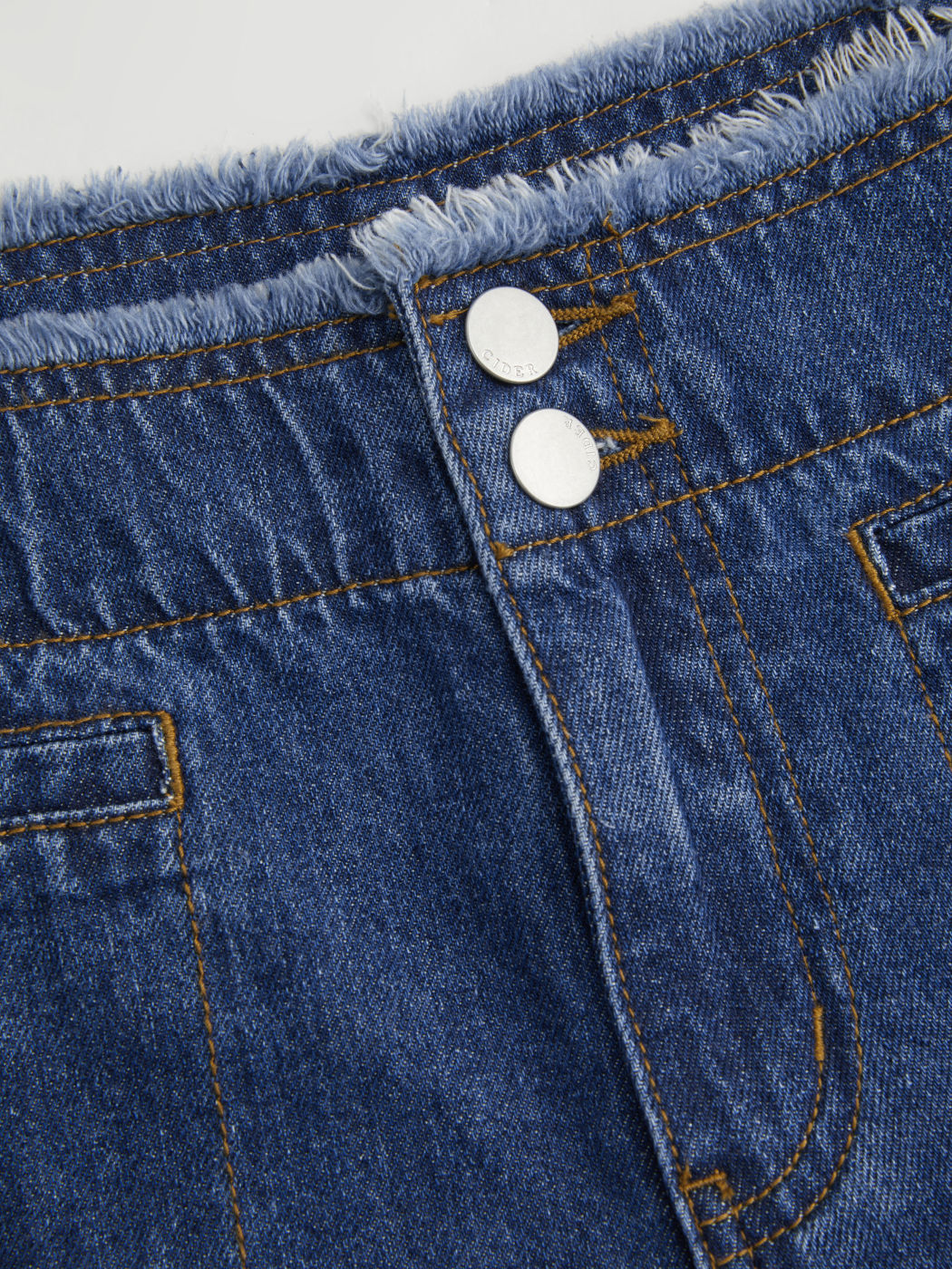 Denim Low Rise Solid Pocket Baggy Jeans