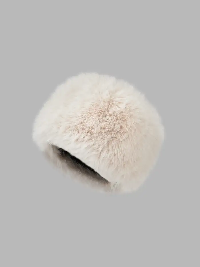 FUZZY SCARF