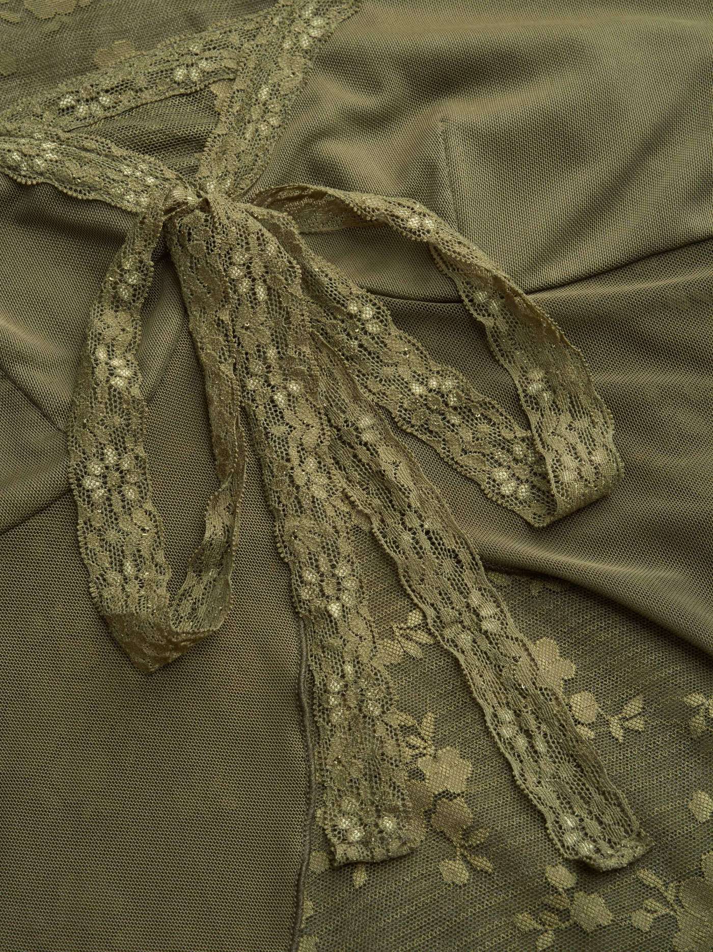 V-neck Solid Lace Trim Knotted Lettuce Trim Long Sleeve Top