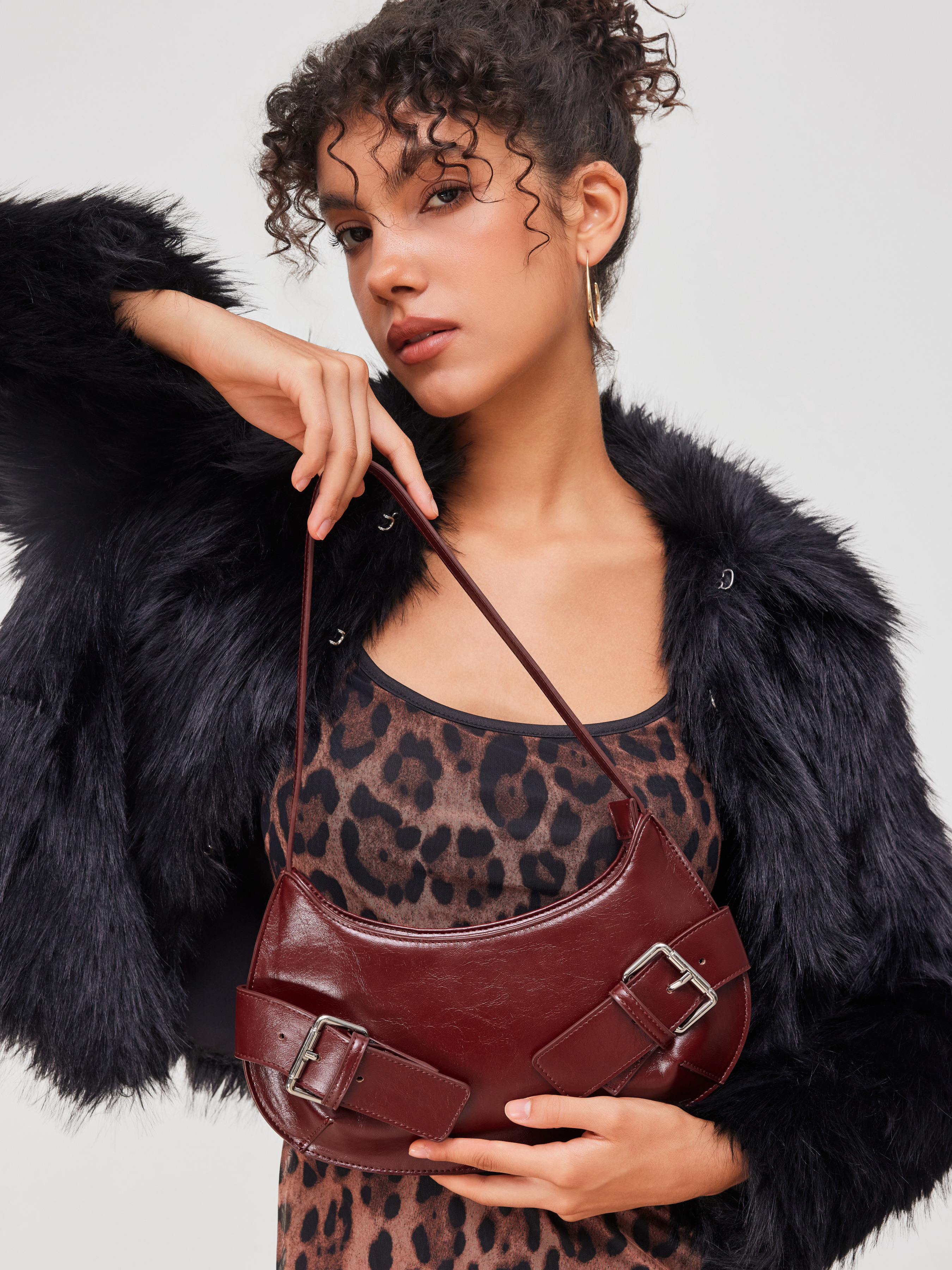 バッグ fur fringe leather one shoulder bag y2k 61UK2GIyMjL._UY900_.jpg