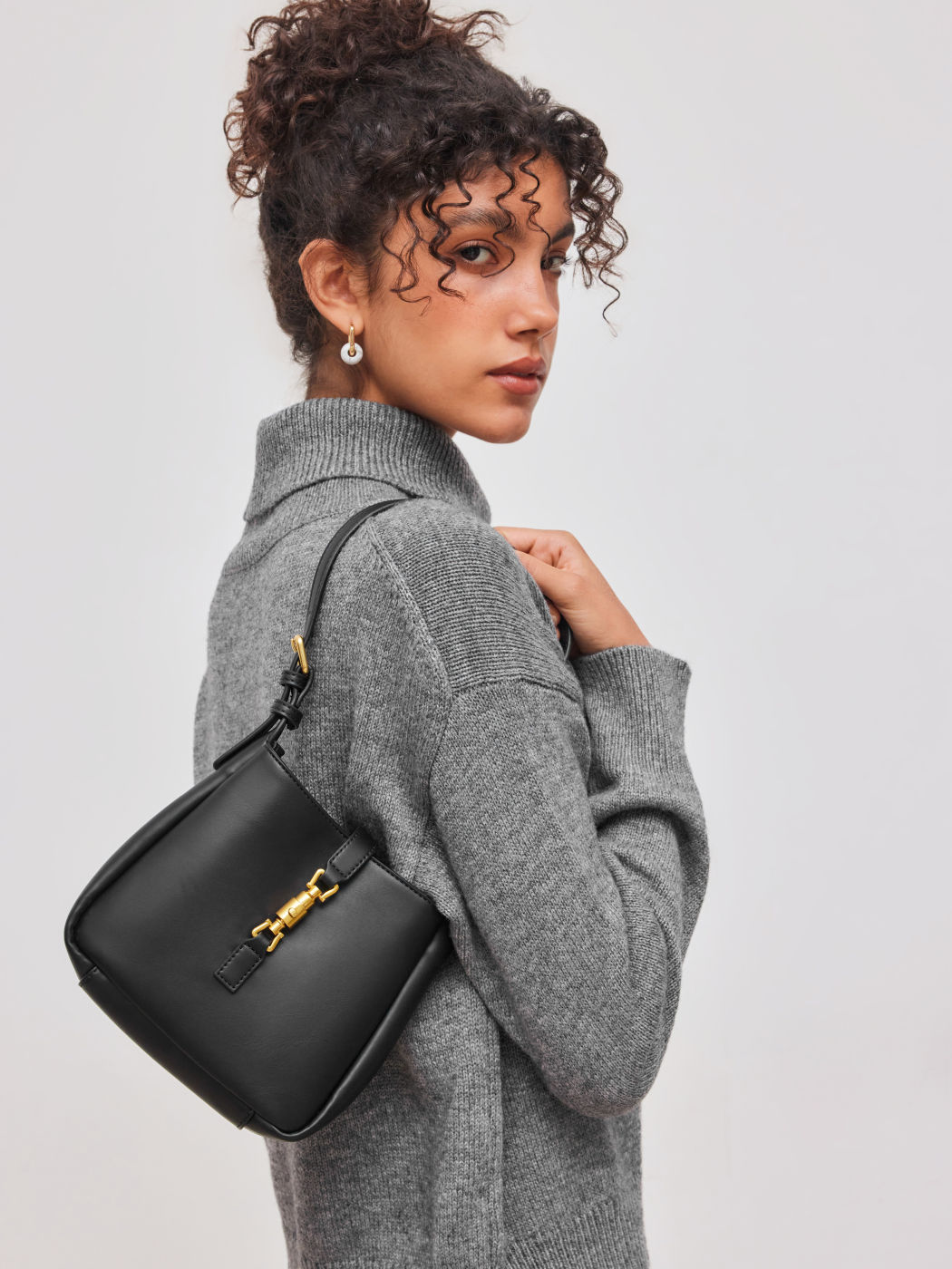 SMALL SOFT PUSH-LOCK DECOR SHOULDER BAG