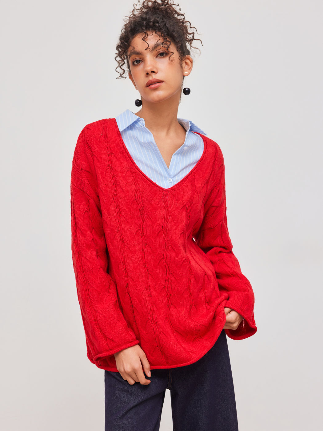 Cable Knit V-neck Solid Oversized Sweater