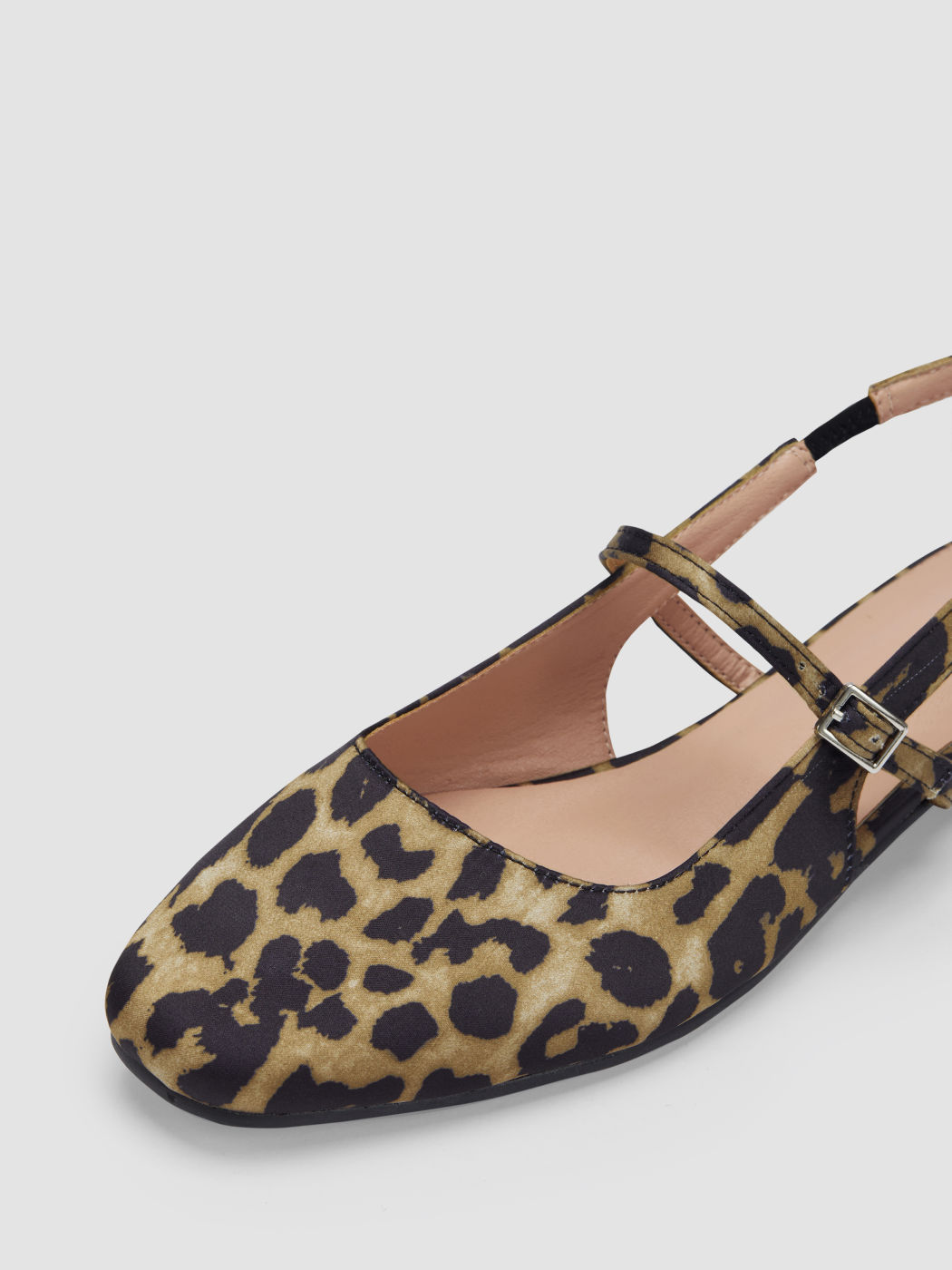 LEOPARD PRINT BUCKLE SLINGBACK FLATS