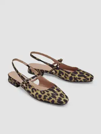 Pantoffeln mit Leopardenmuster und Verschluss