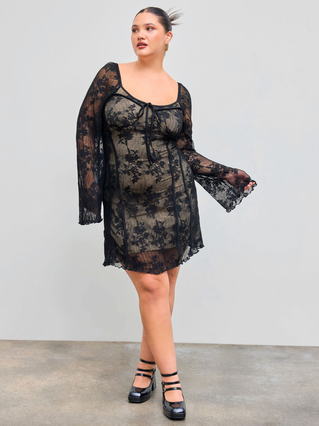 Spitzen-Karree-Ausschnitt Einfarbig Florales Geknotetes Mini Kleid Kurve & Plus