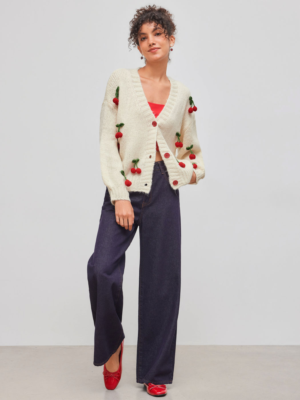 Strick V-Ausschnitt Kirschknopf Strickjacke