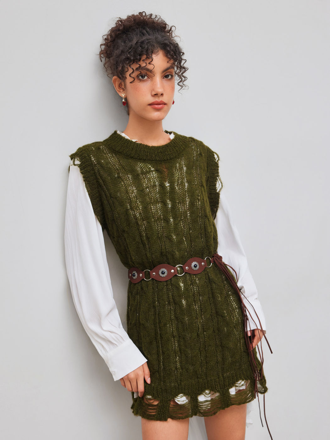 Wool-blend Cable Knit Round Neckline Ripped Long Vest