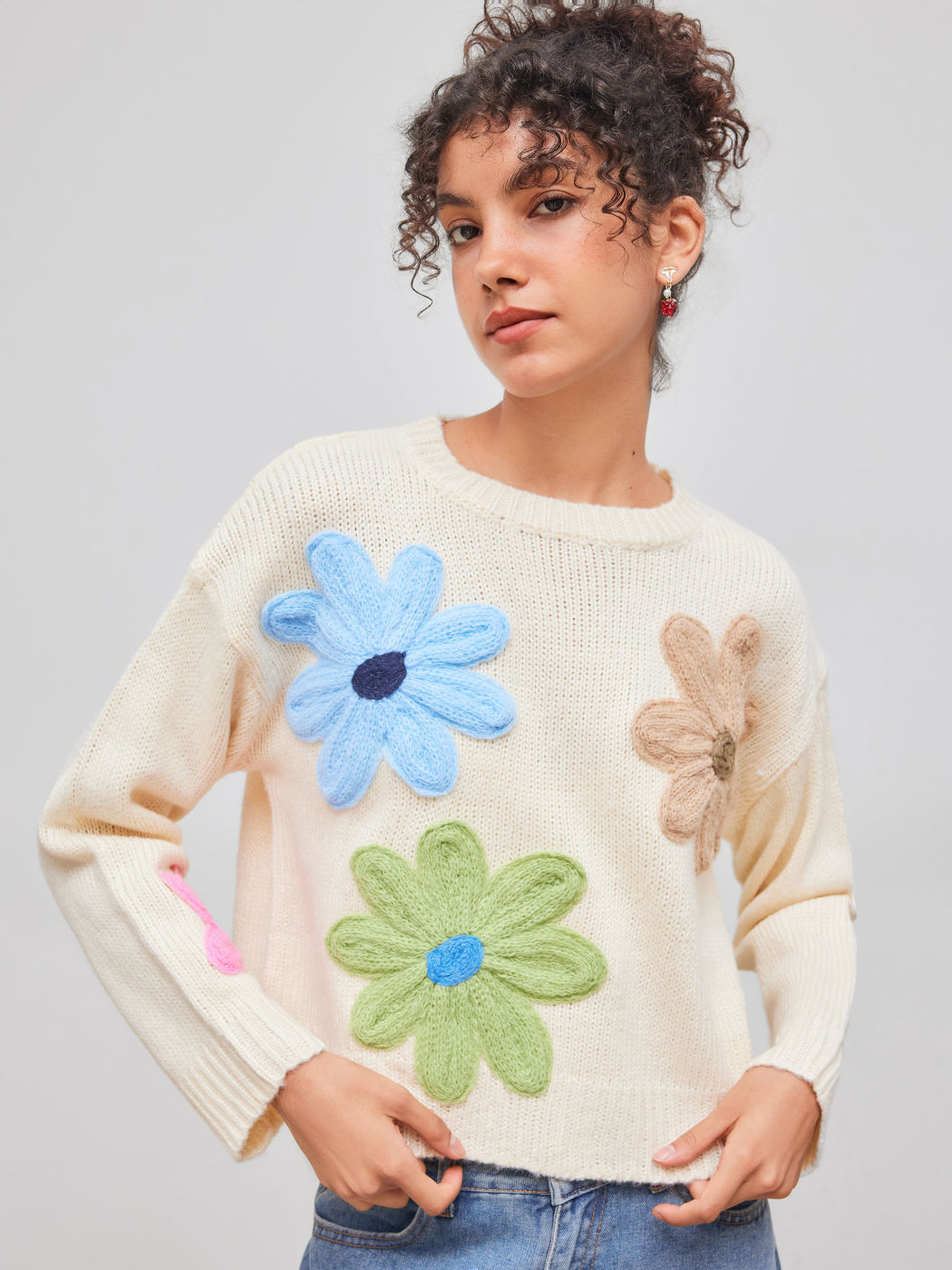 Knit Round Neckline Floral Long Sleeve Top