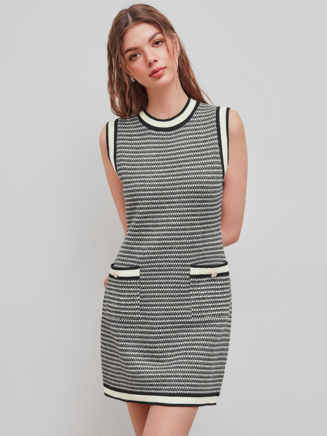 Contrasting Edge Button Pocket Knitted Dress