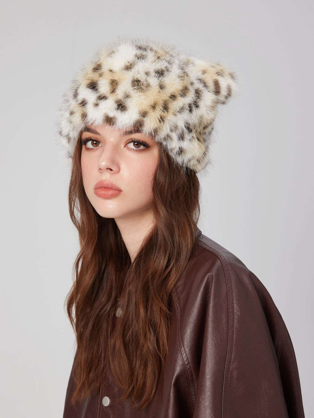 LEOPARD PRINT CAT EAR FUZZY BUCKET HAT