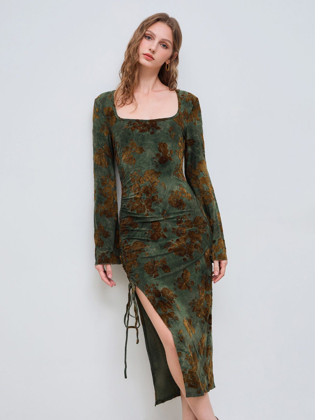 Scoop-Ausschnitt Blumen Ruchedung Kordelzug Midikleid