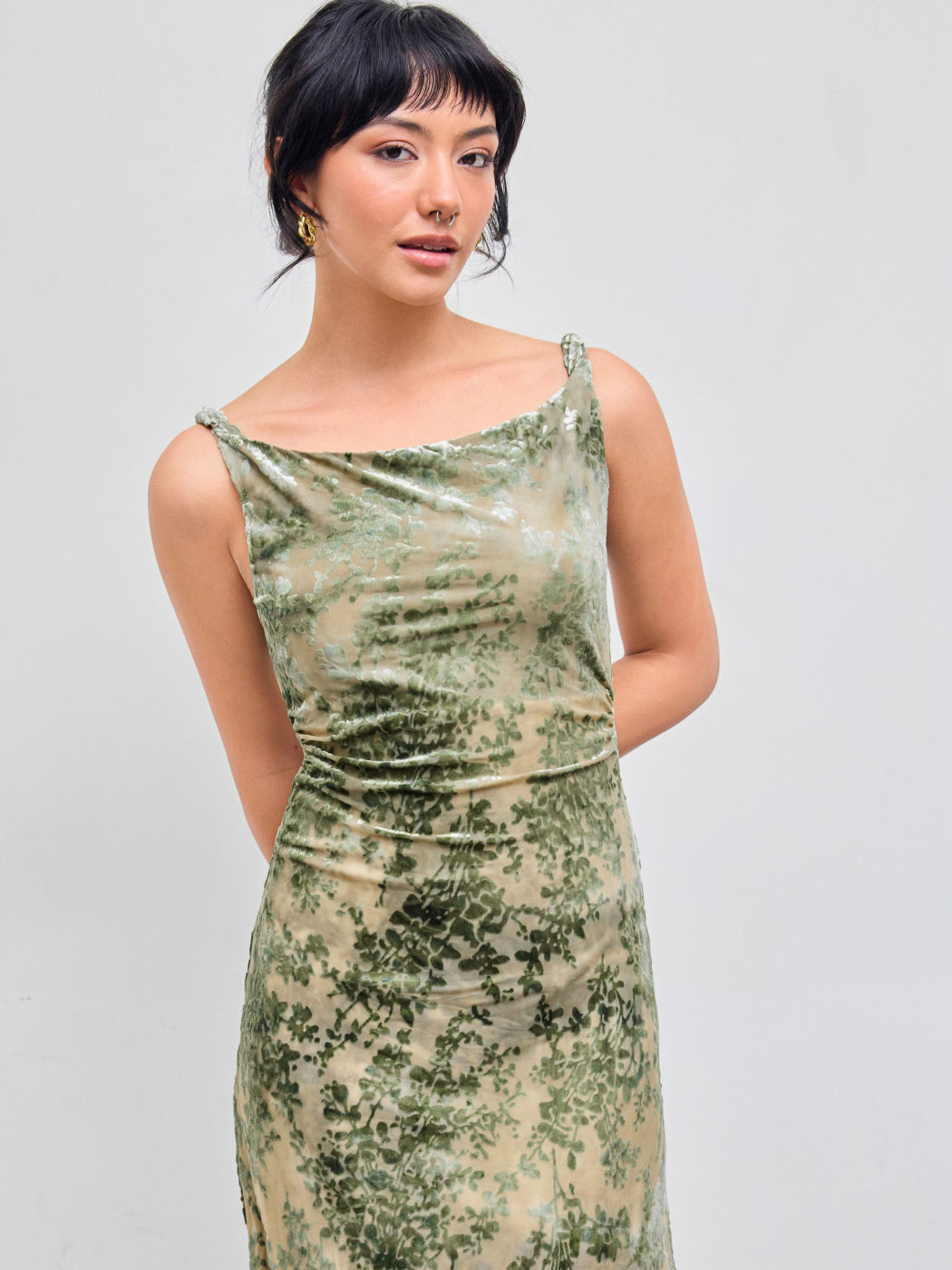 Scoop Neckline Floral Ruched Midi Dress