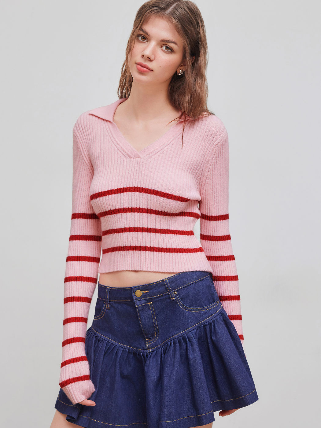 Knit V-neck Striped Long Sleeve Crop Top