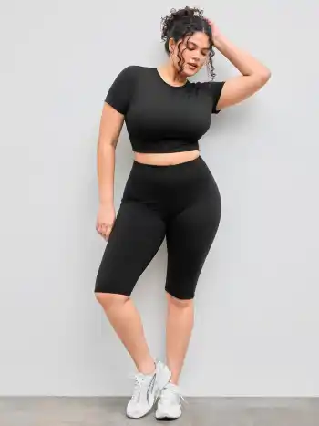 CIDERAIRY™ Round Neckline Criss Cross Short Sleeve Top Curve & Plus