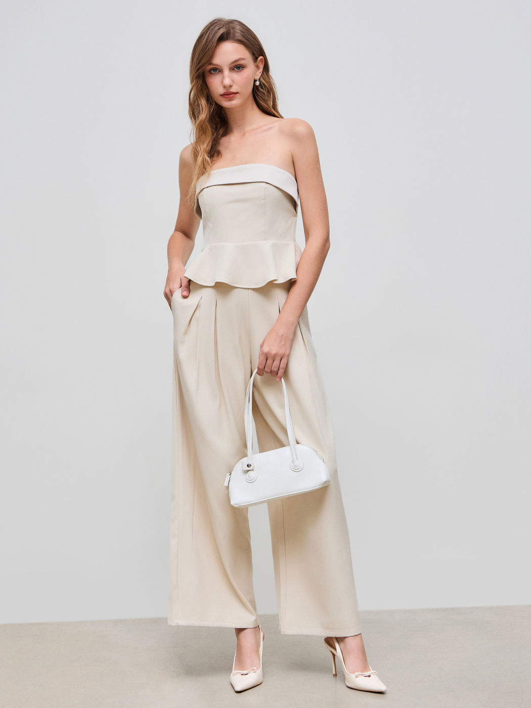 Schulterfreies Rüschentop & Faltenhose Set