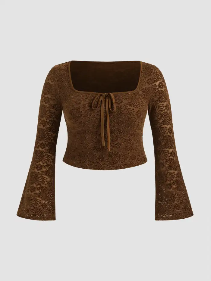 Encaje Top Crop de Encaje Floral con Mangas Acampanadas Curvy For