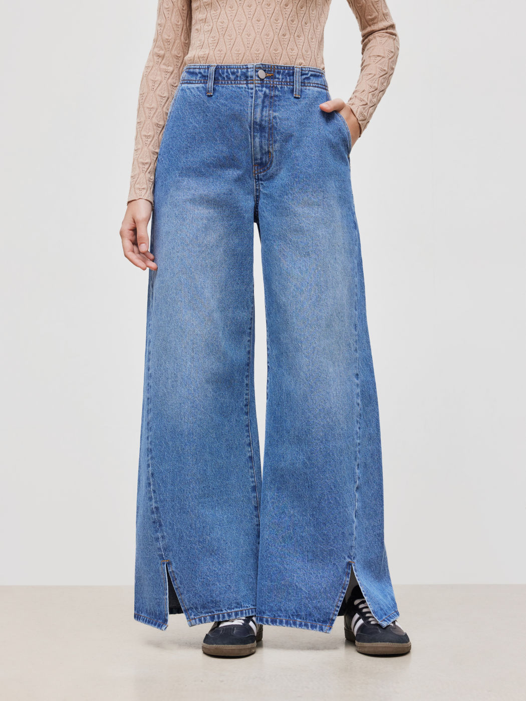 Denim Low Rise Solid Pocket Split Baggy Jeans