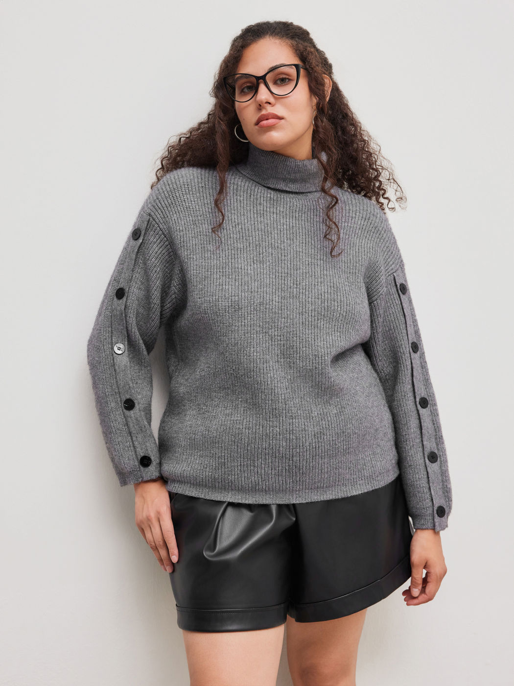 Maglia con bottoni a collo alto Manica lunga Maglione oversize Curve & Plus