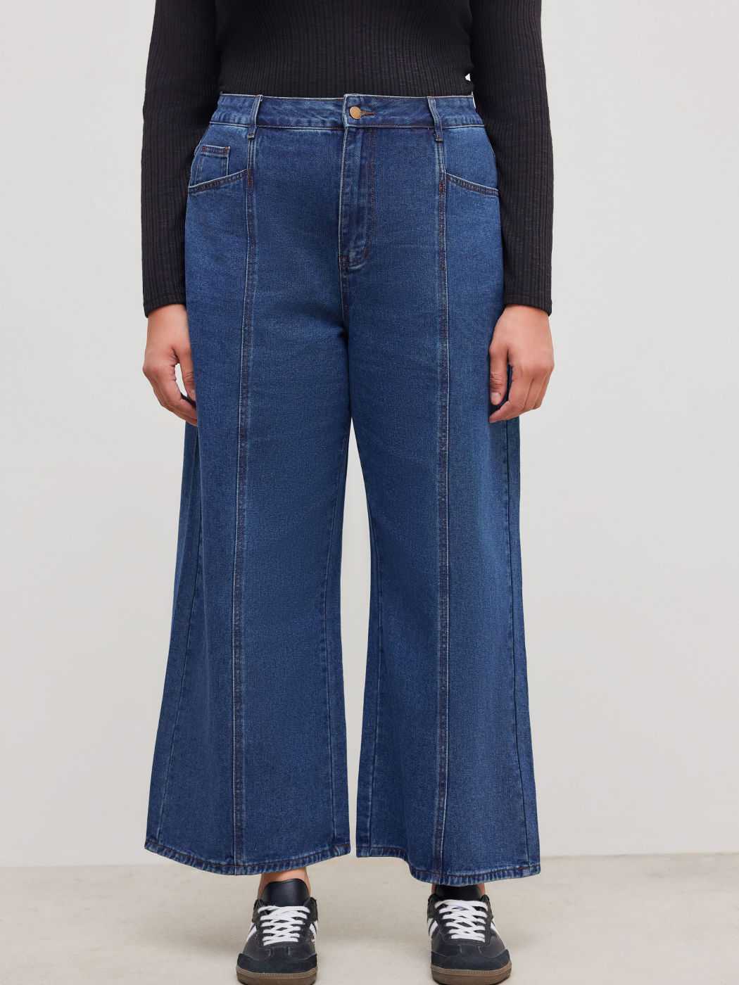 Cider Denim Mid Rise Pocket Wide Leg Jeans Curve & Plus