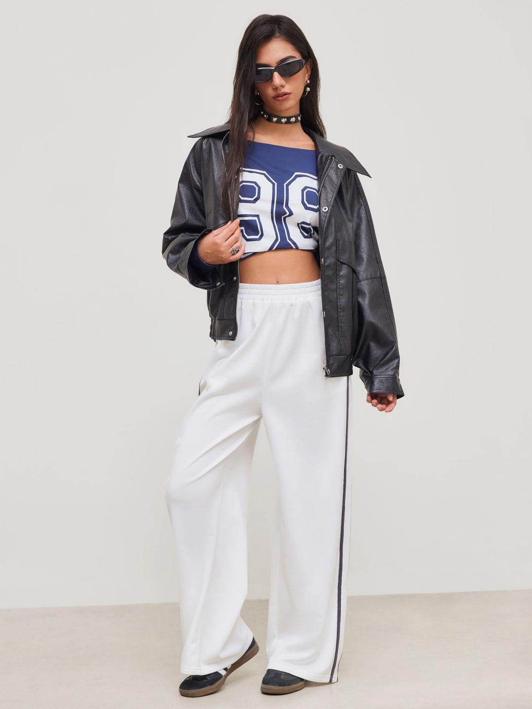 Terry Mid Rise Solid Side Scripted Pocket Wide Leg Trousers