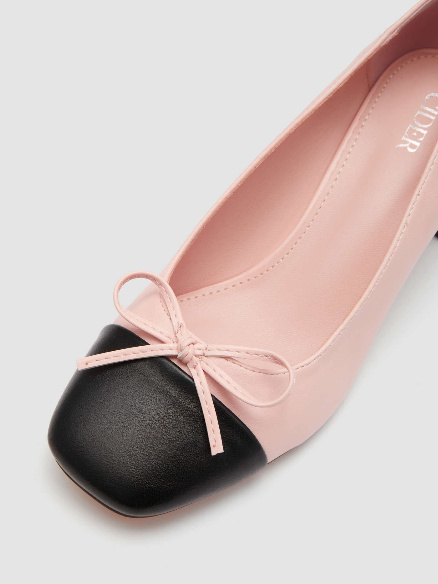 BOWKNOT TWO-TONE CHUNKY HEELED MARY JANE SHOES