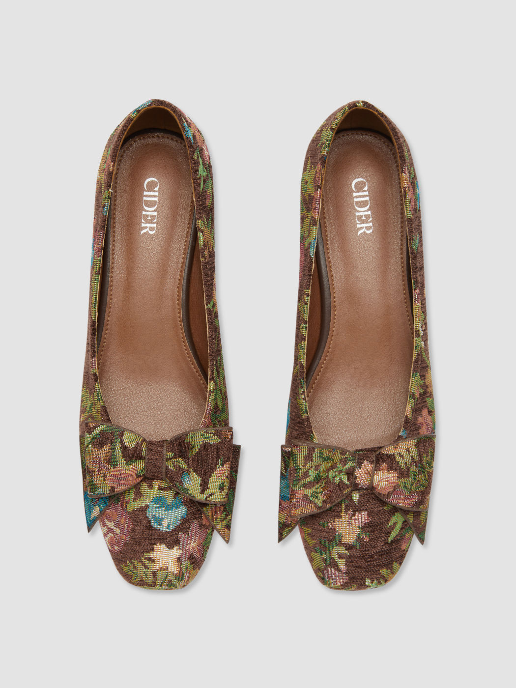 Blumen-Absätze mit Schleife
