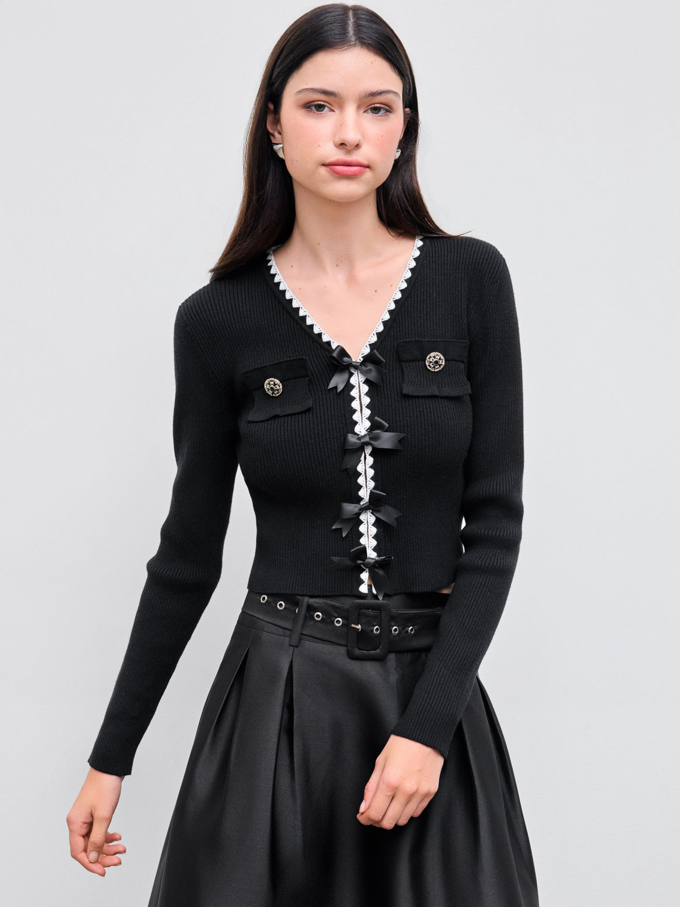 Knit V-neck Contrasting Binding Bowknot Cardigan