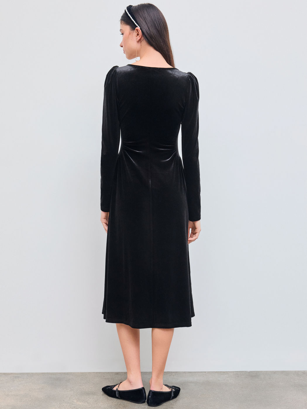 Velvet Square Neck Pearl Ruched Midi Dress