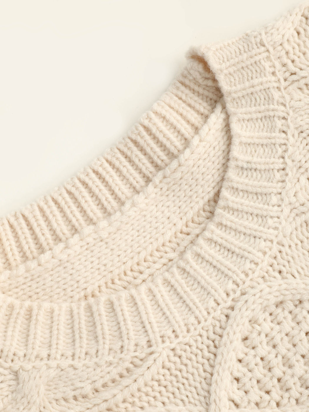 Cable Knit Round Neckline Cut Out Knotted Long Sleeve Top