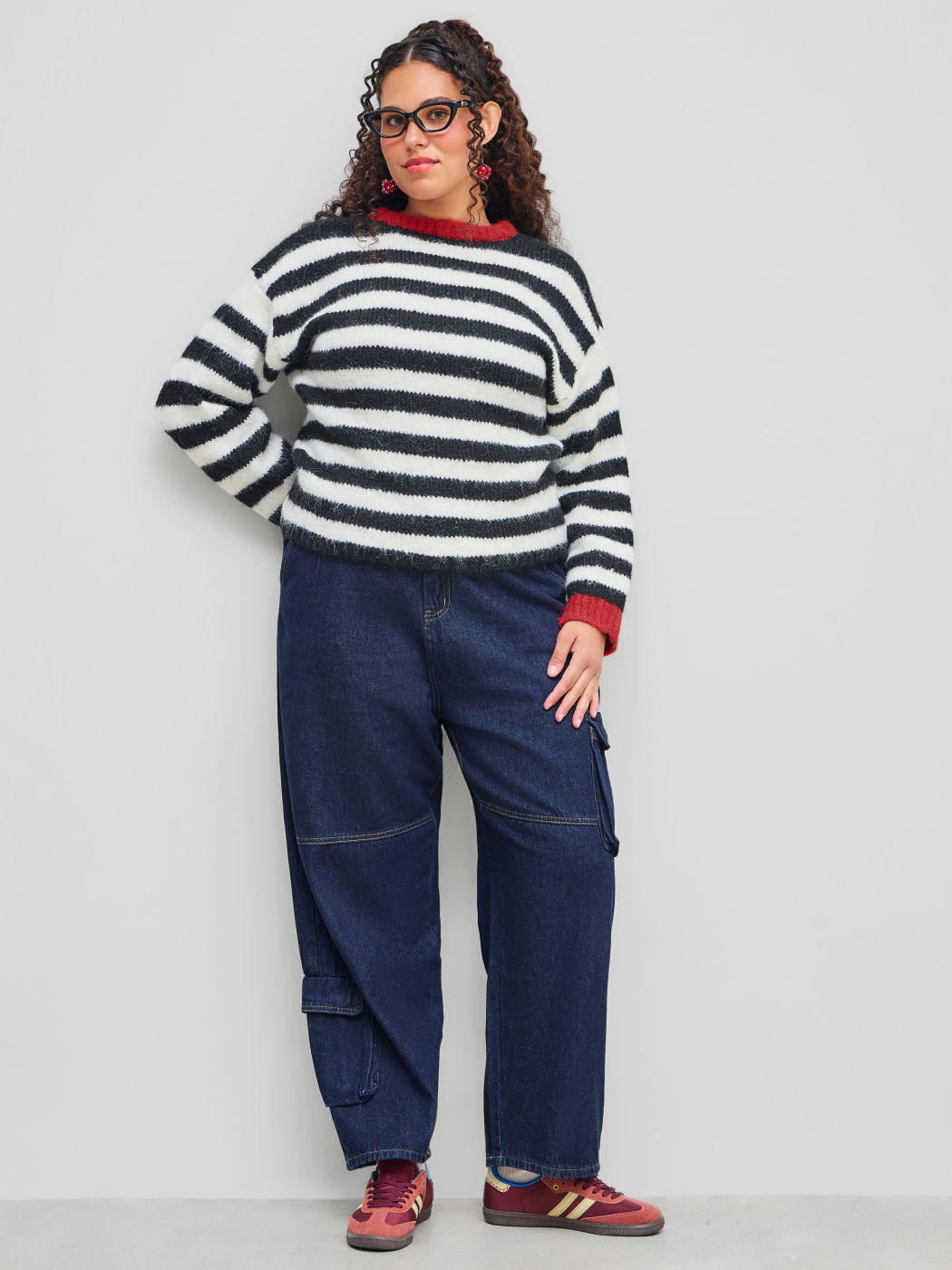 Maglione oversize a maniche lunghe in misto lana con scollo rotondo a righe a contrasto Curve & Plus