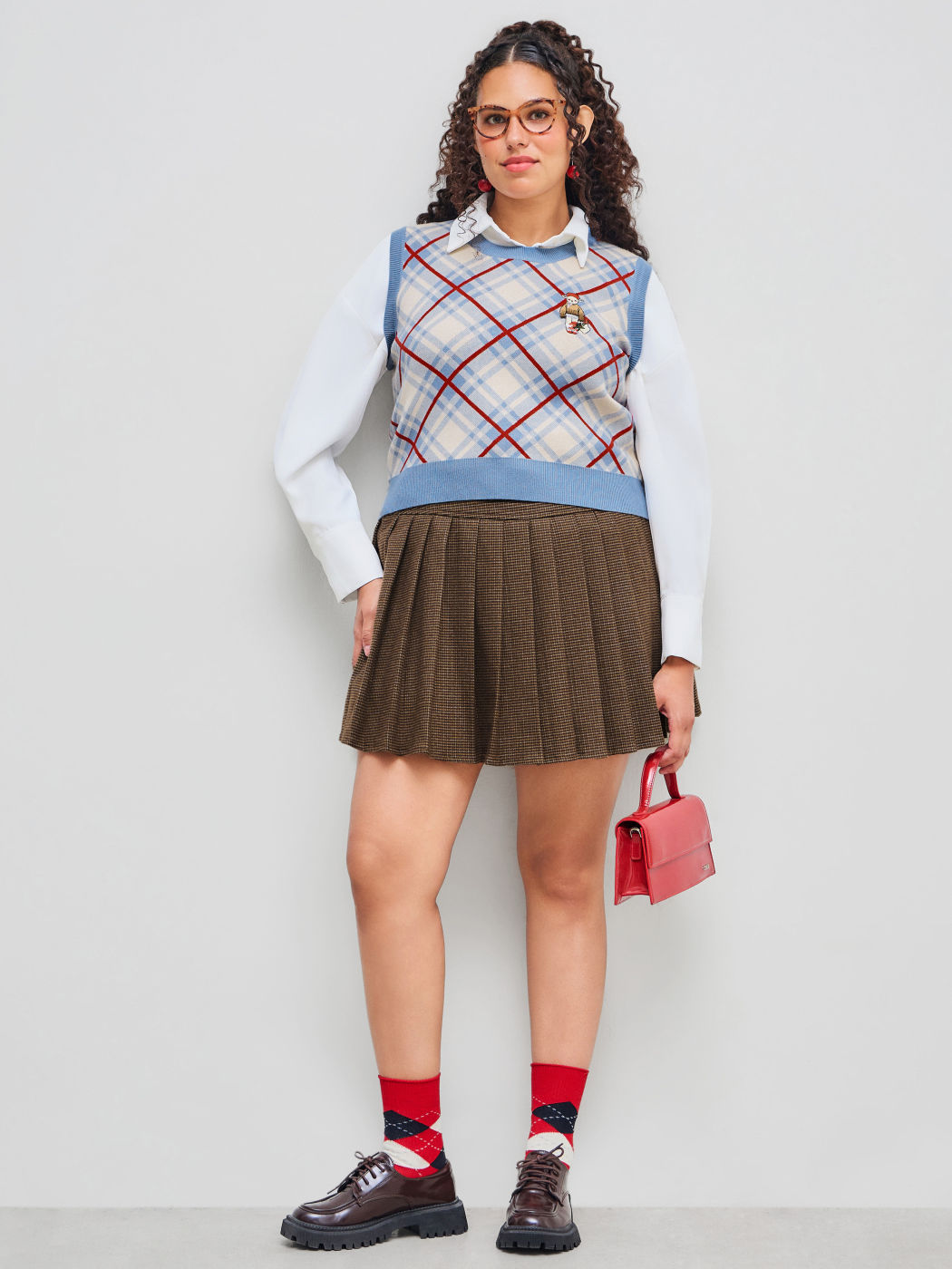 Gilet in maglia con scollo rotondo e ricamo di pecore Curve & Plus