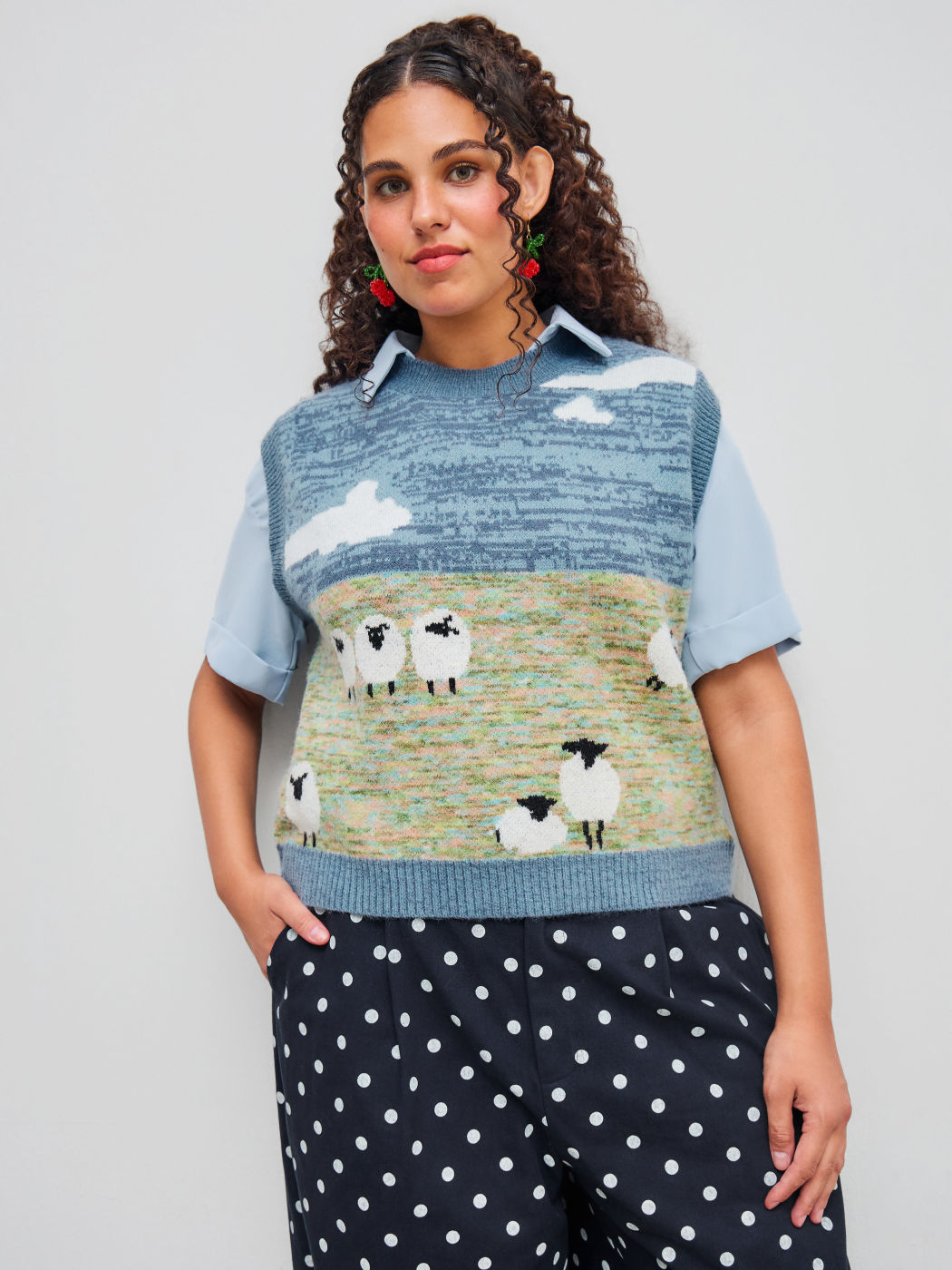 Knit Round Neckline Sheep & Cloud Vest Curve & Plus