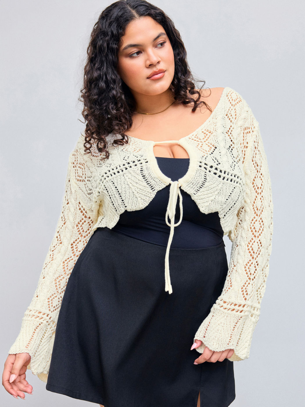 Solid Crochet Tie Front Deep V Neck Crop Top Curve & Plus