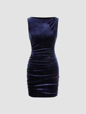 Samt Boot-Ausschnitt Rüschen Glitzer Minikleid